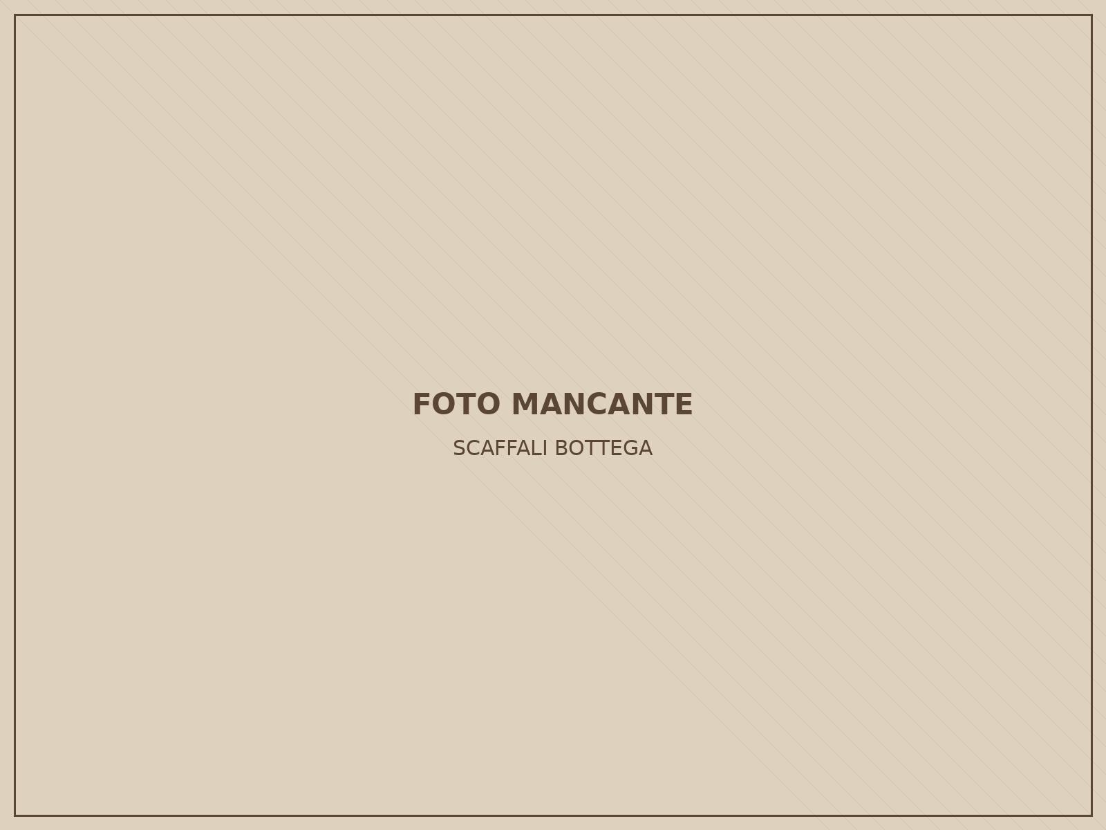 Scaffali della bottega: prodotti italiani selezionati